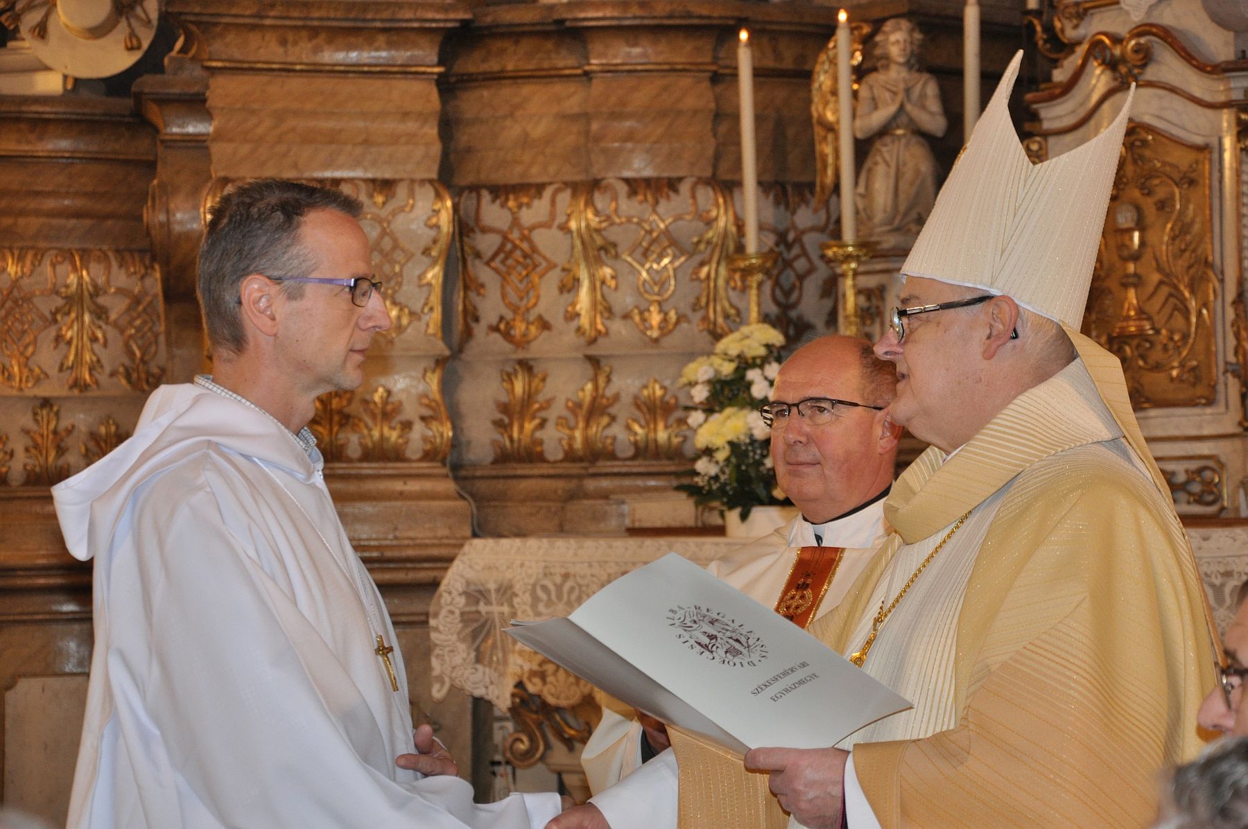 Püspöki megbízóleveleket adtak át a Szent Imre templomban a hétfői kettős ünnepen